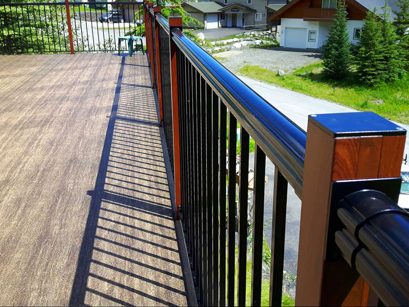 Excell custom picket railing